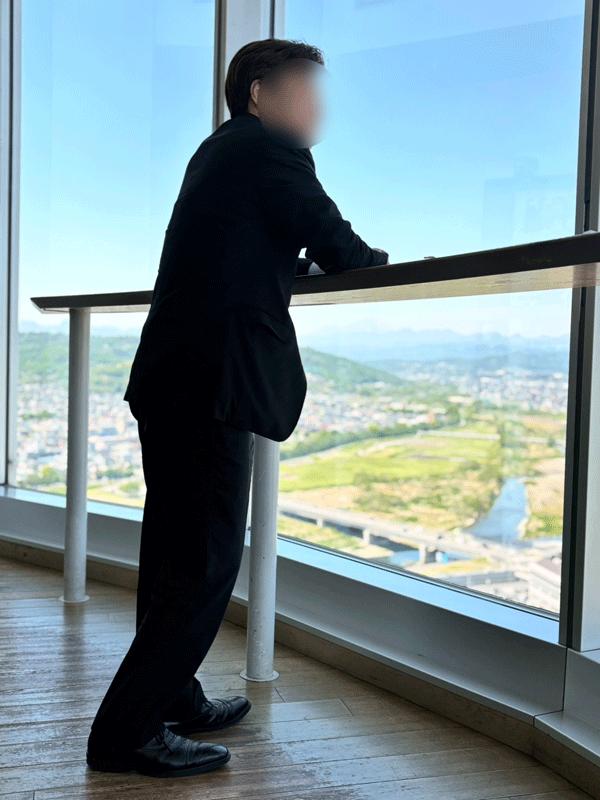 真弘人