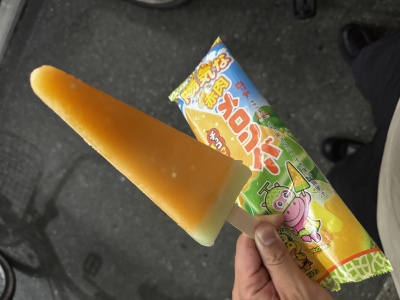 6704