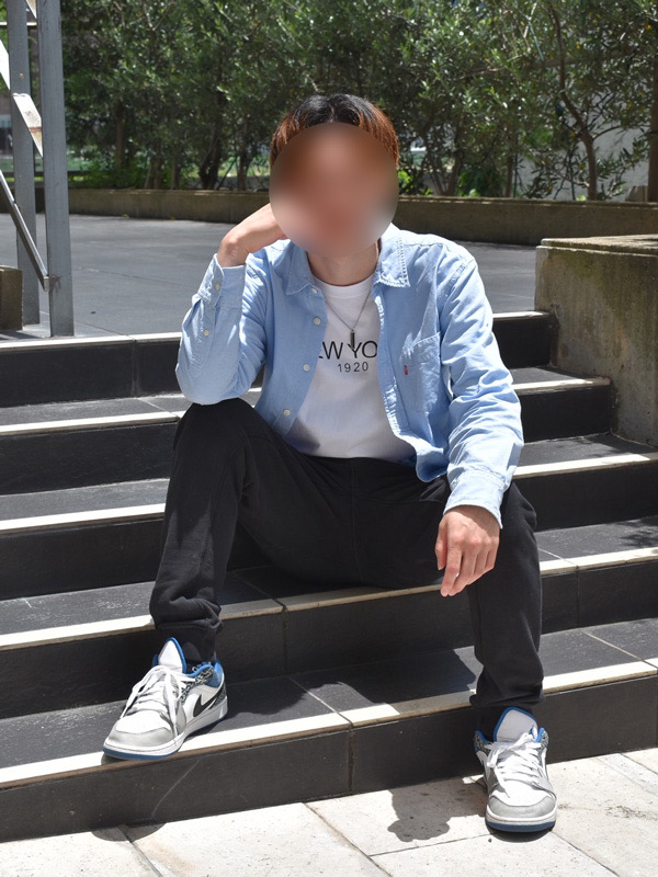 研