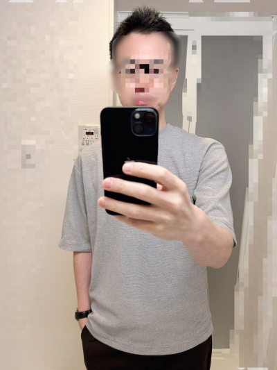 6857