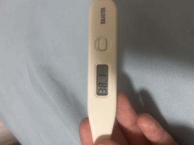 6922