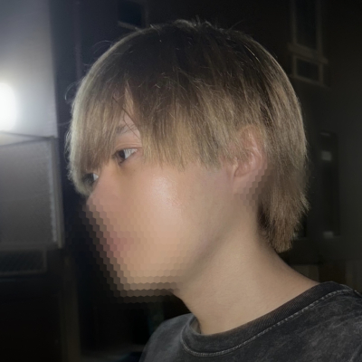 7004