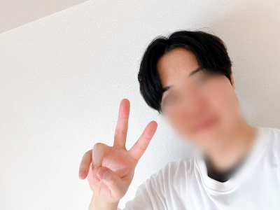 7018