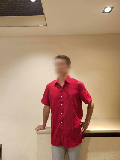 7048