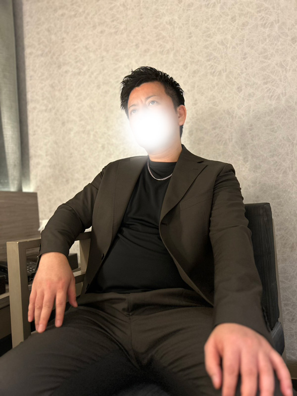 貴之助