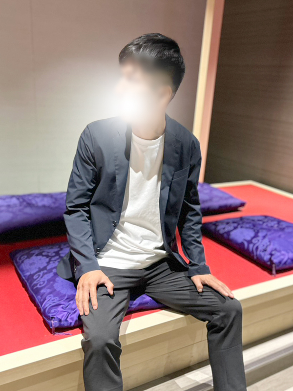 タカシ